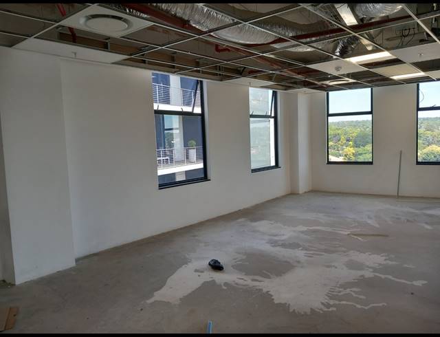 278M² OFFICE TO LET IN GLENADRIENNE